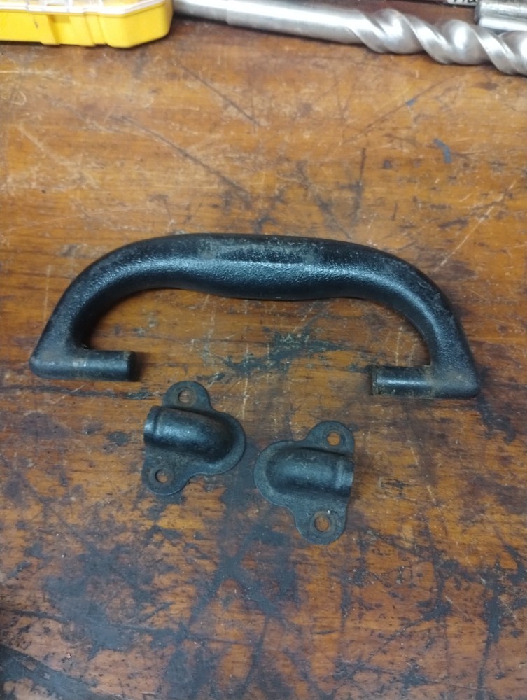 CRAFTSMAN TOOL BOX CARRY HANDLE. #143