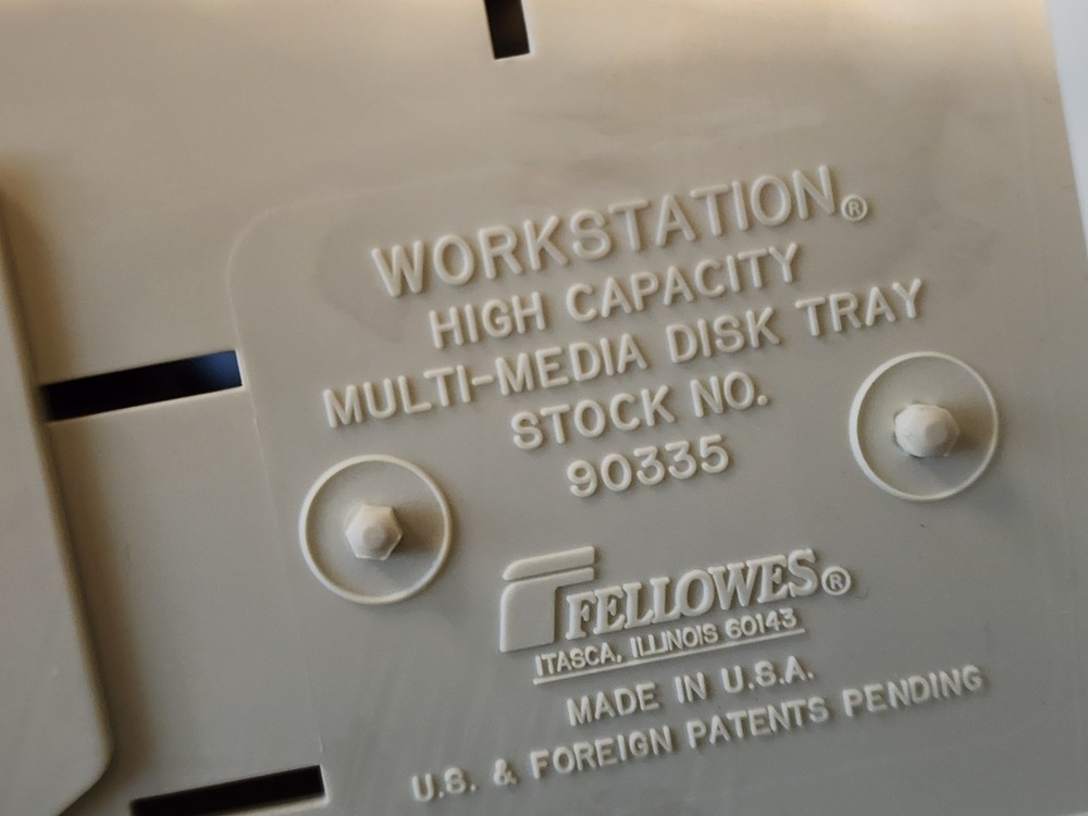 Fellowes Workstation High Capacity Multi Media Disk Tray #90335 in VG Condition