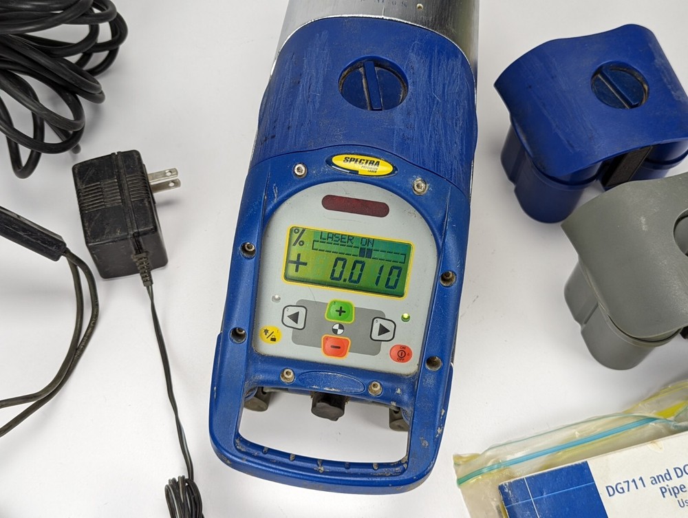 Spectra Precision DG711 Pipe Grade Level Laser W/ Case