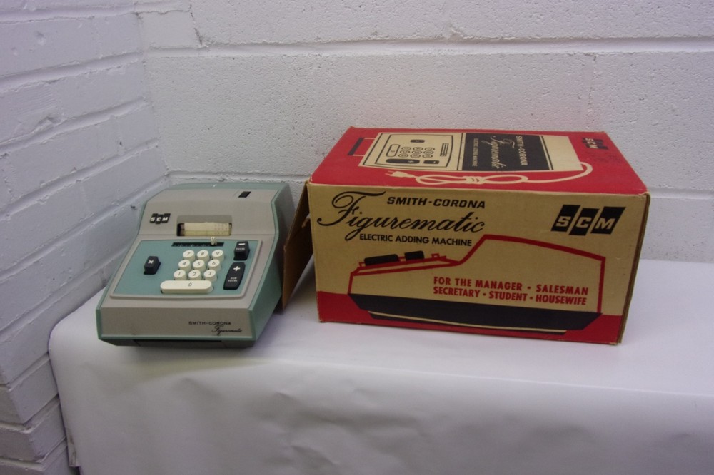 NEW Vintage Smith-Corona Figurematic electric adding machine.