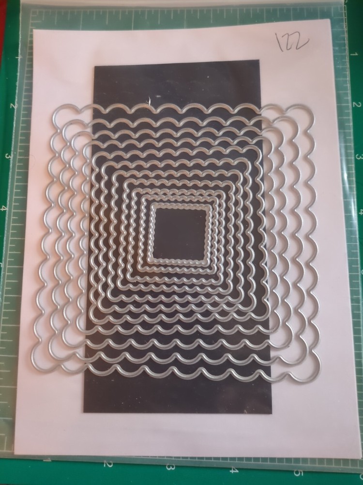 Use Thin Metal Die Cut Tool 4 Sizzix & Spellbinder 122 Wavy Square Frames 11pc