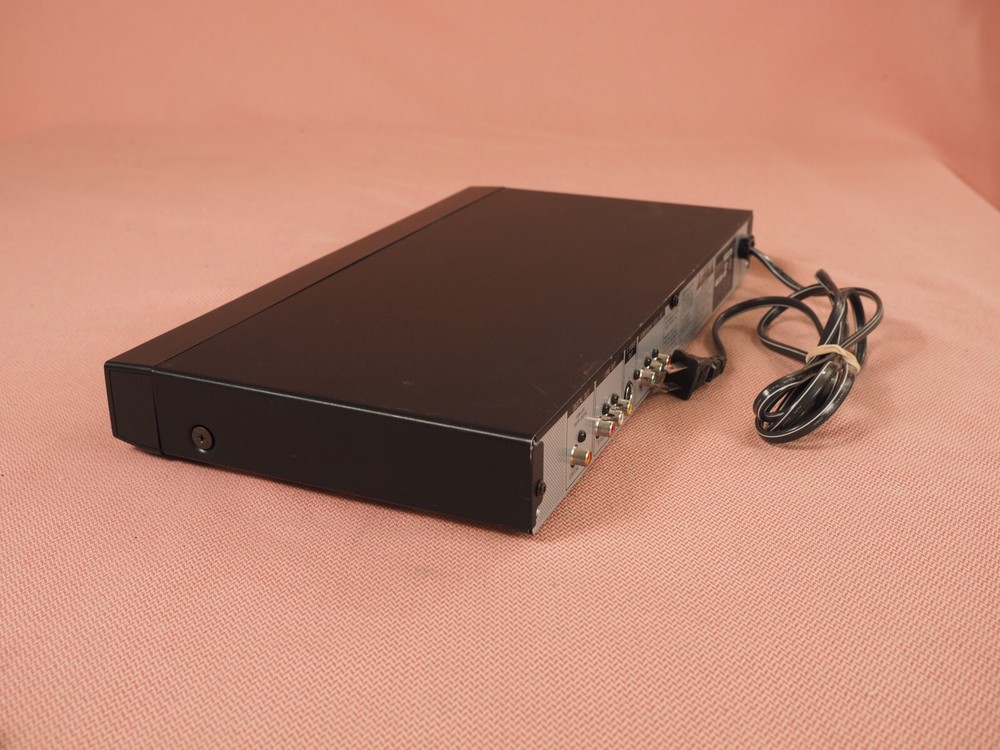 Sony CD/DVD Player DVP-NS325. With Remote Control