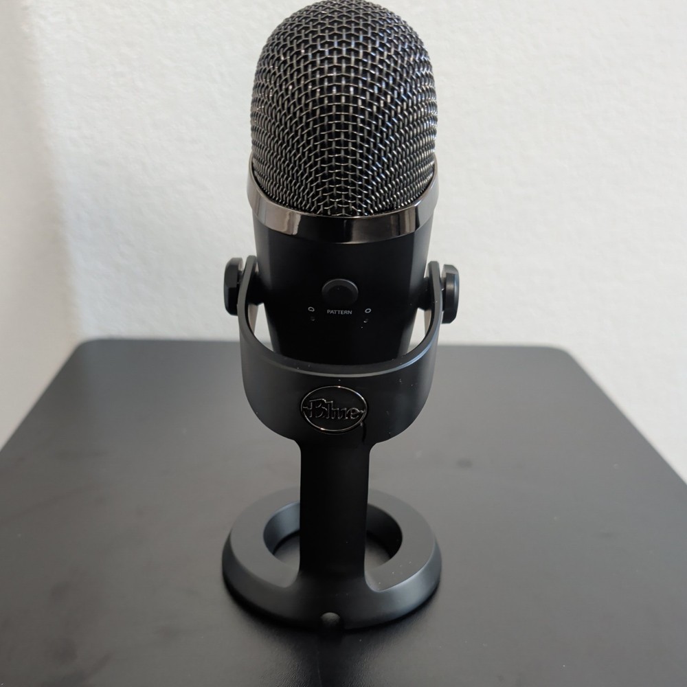 Logitech G Blue Yeti Nano USB Microphone | Black