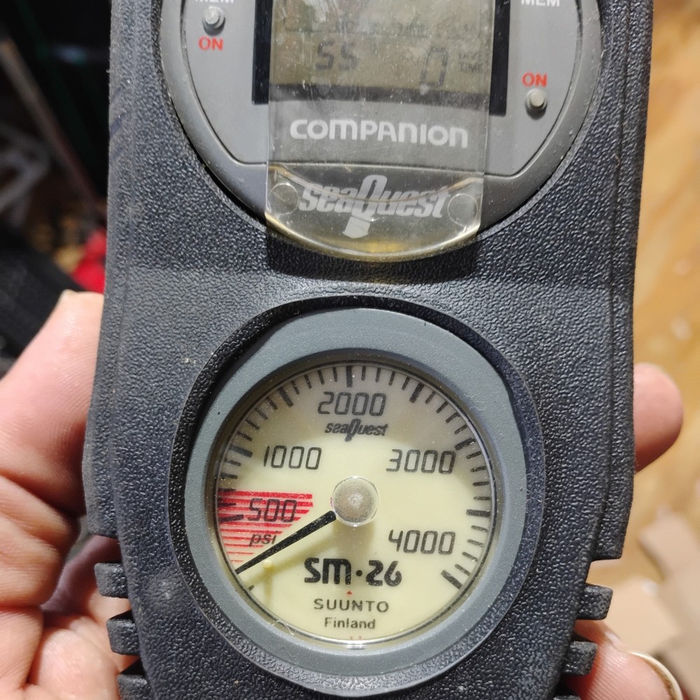 Suunto/Seaquest Dive Console SM26 press, compass, Solutions computer hard case