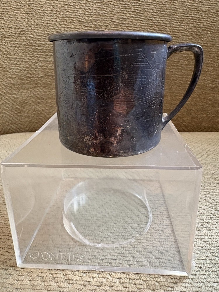Oneida Silverplate Child Cup Vintage w/ Original Acrylic Case