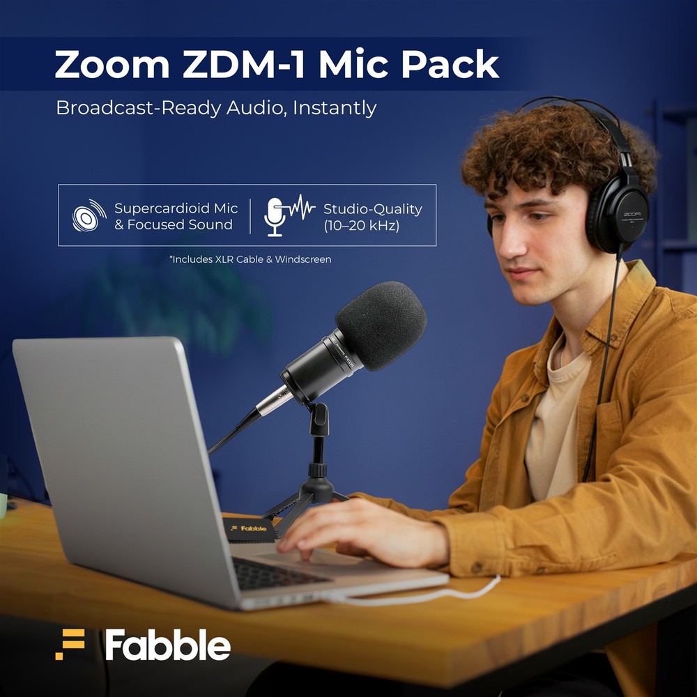 Zoom PodTrak P4next Portable Multitrack Podcast Recorder Bundle