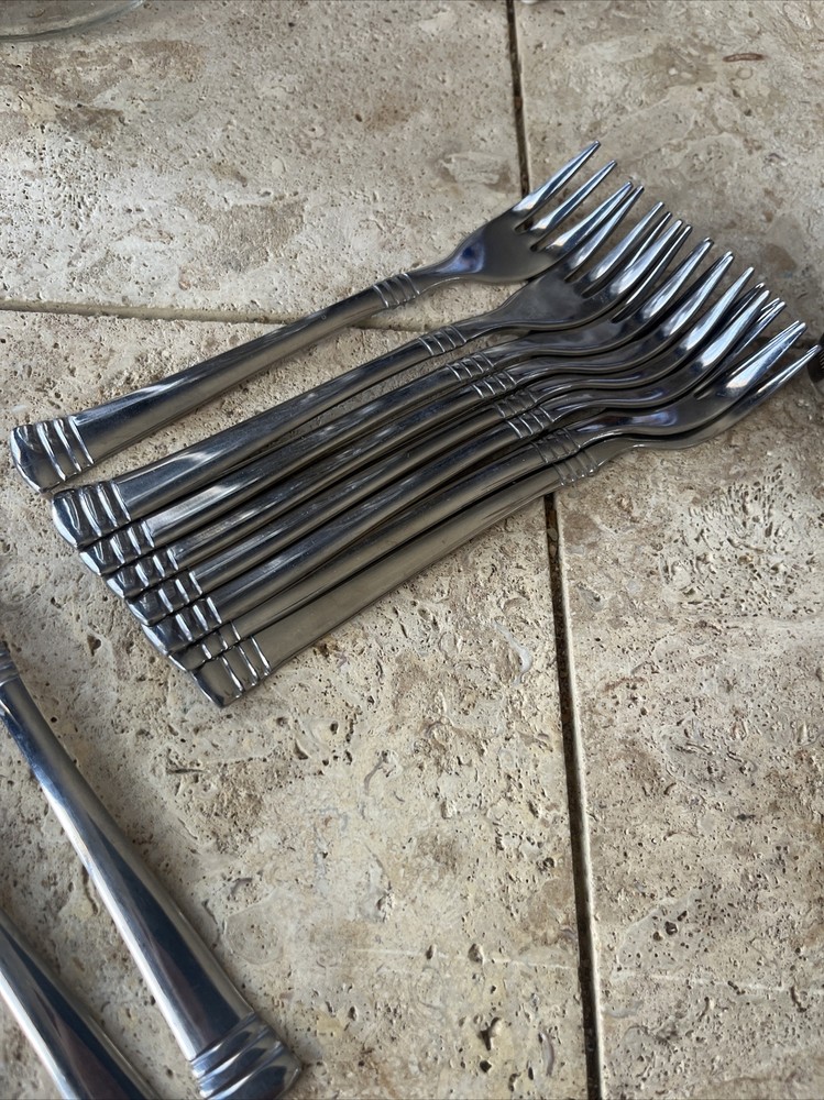 4 Cambridge Silversmiths Stainless CODIE Cocktail/Seafood Forks 3 Sets Ava
