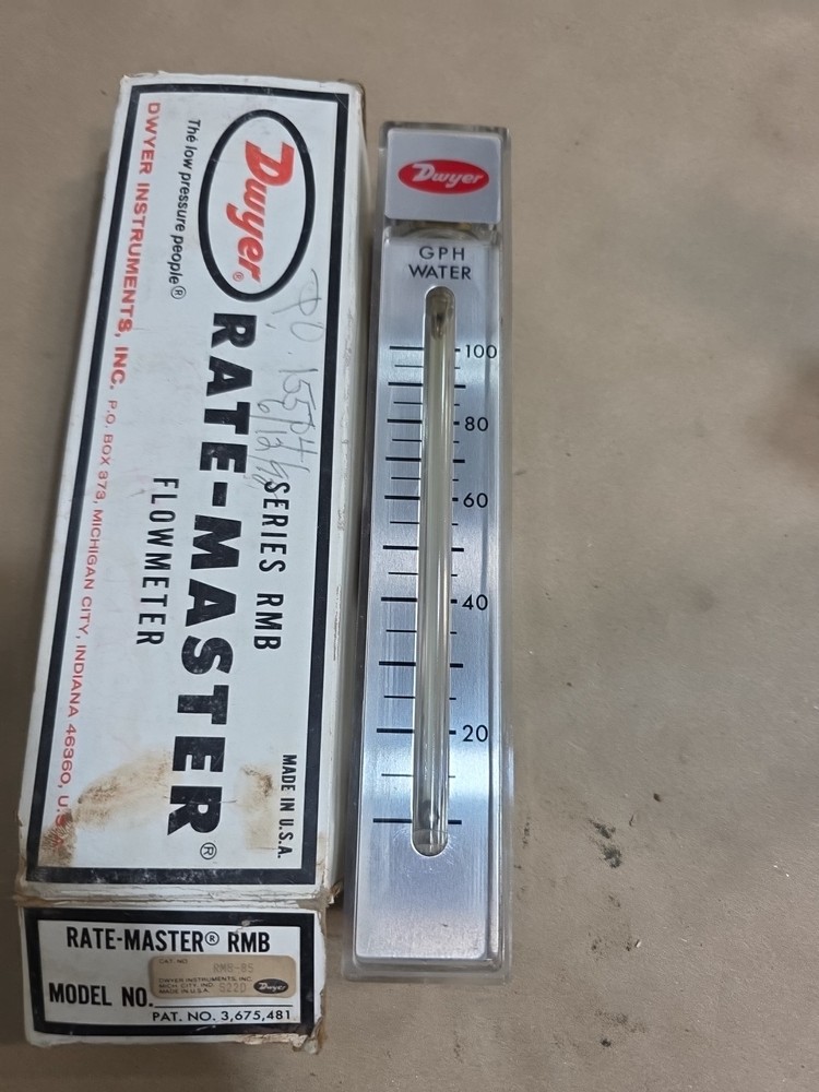 Dwyer RMB-85 - Flowmeter, Range 10-100 Gph Water