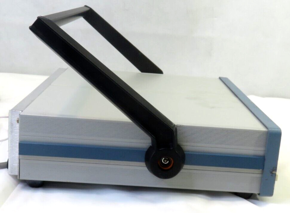 OMEGA Temperature Data Logger DP86R, FOR PARTS/ REPAIR