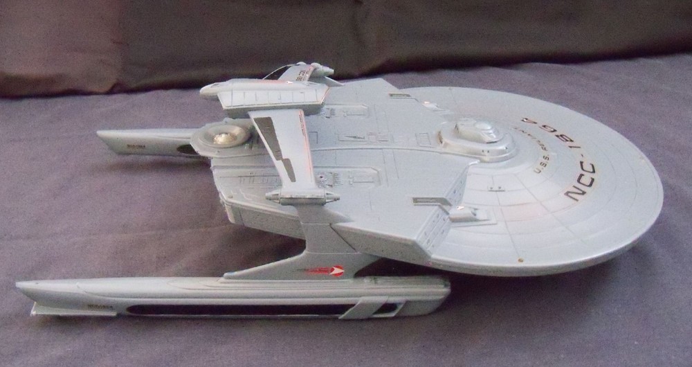 USS Reliant Starship Model