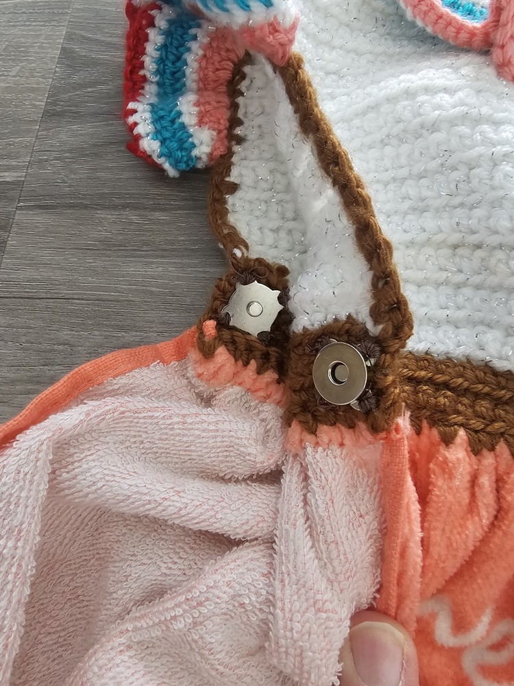 Homemade Hanging Kitchen Handtowels