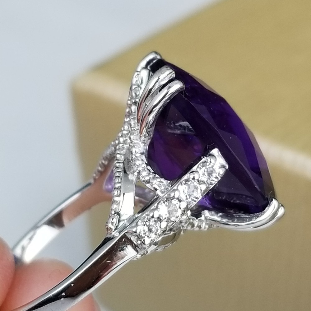 sterling silver ring 925 size 6 amethyst NEVER WORN BOX