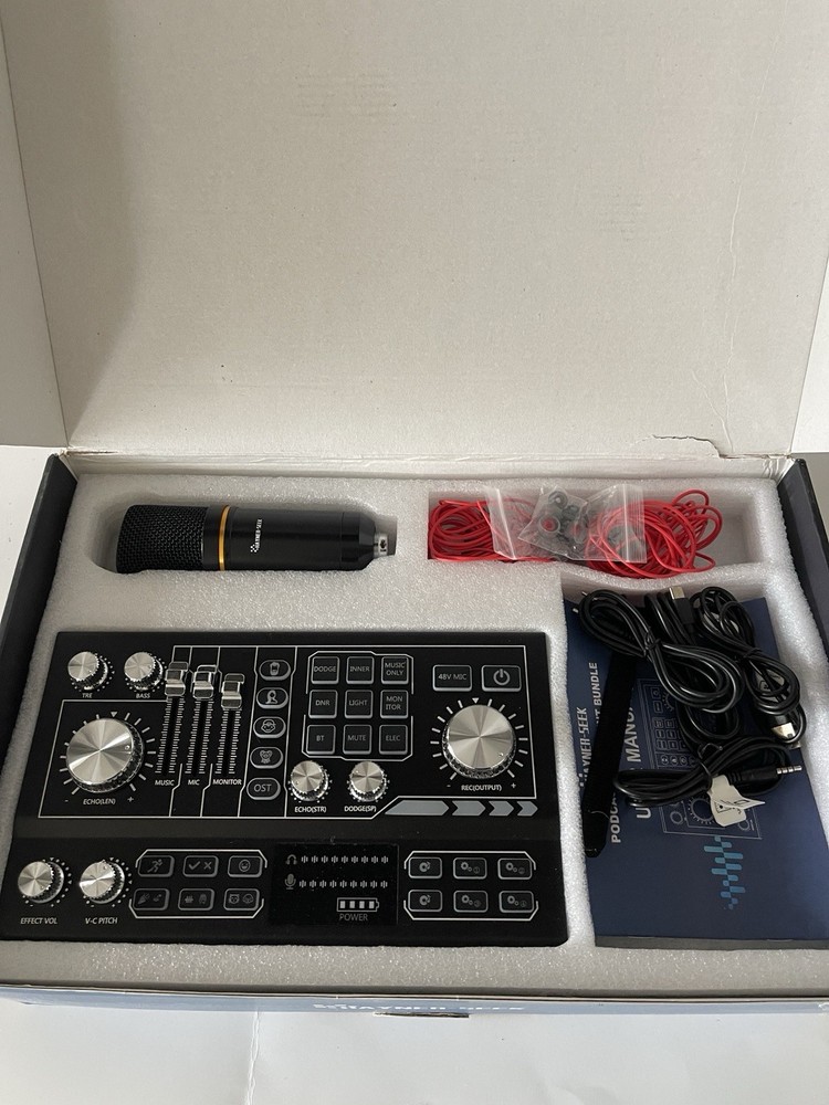 Audio Interface with 2 Condenser Mikes for Studio Recording