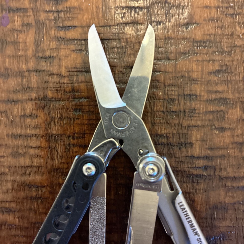 Leatherman Style CS Black Mini Multi-Tool Keychain Stainless - Excellent