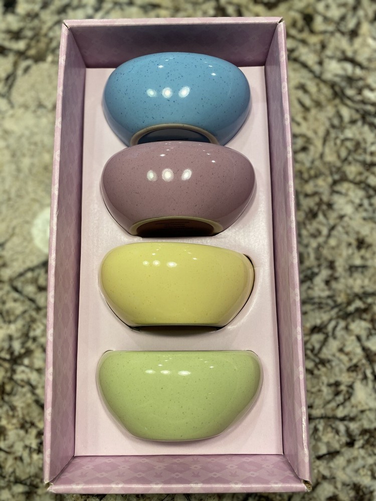 Williams Sonoma Easter Egg Shaped Candy Dishes Microwave Proof NIB