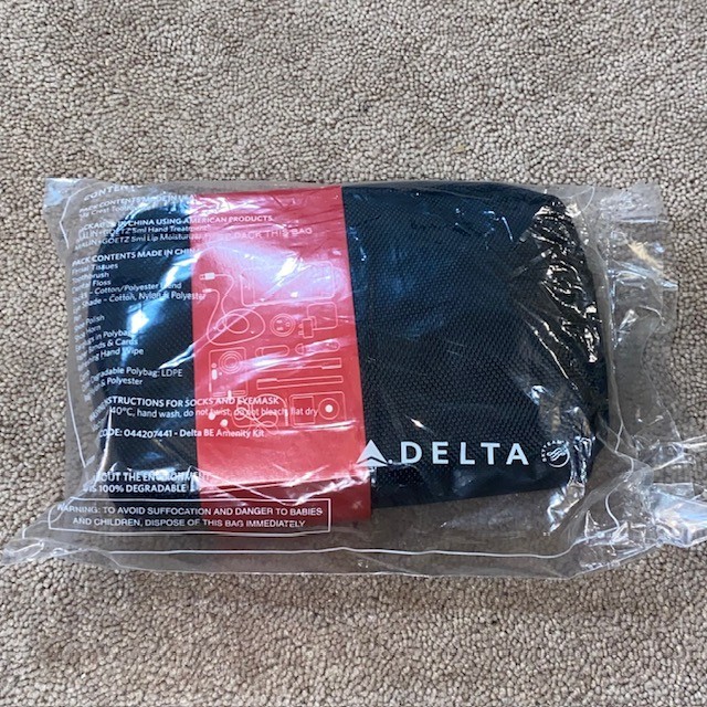 New Delta BE Amenity Kit - TUMI Black (044207441)