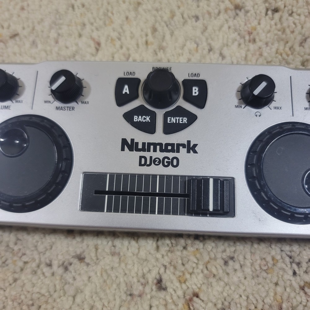 Numark DJ2Go Dj 2 Go Portable USB Controller UNTESTED