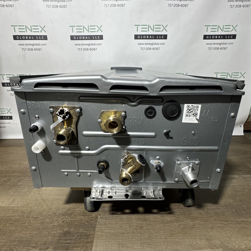 Rinnai RUR160eN Tankless Water Heater 160k BTU Outdoor Natural Gas (B-2 #1816)