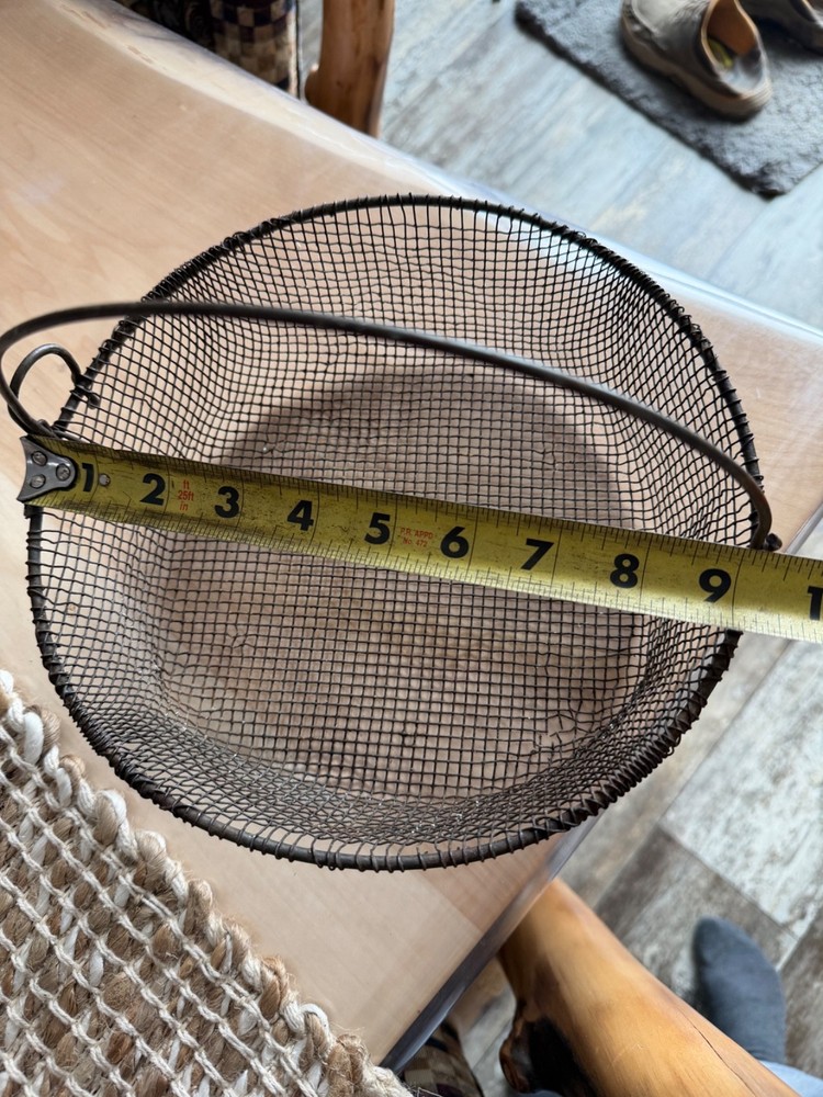 Antique Metal Wire Basket w/ Handle 9”