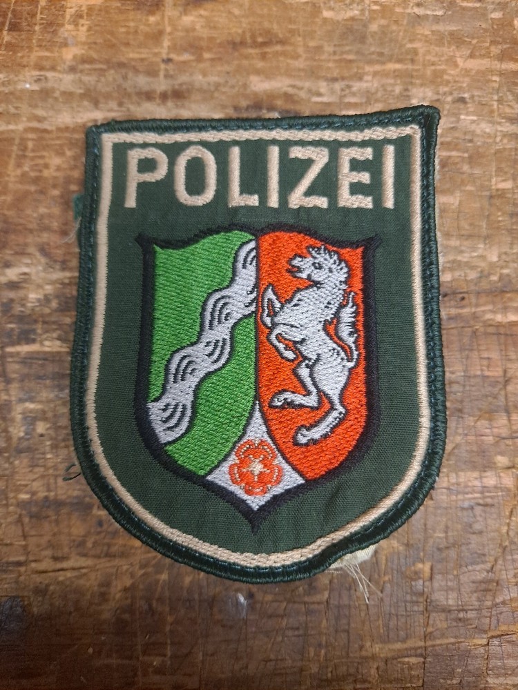 GERMAN GERMANY POLICE "POLIZEI" SHOULDER PATCH