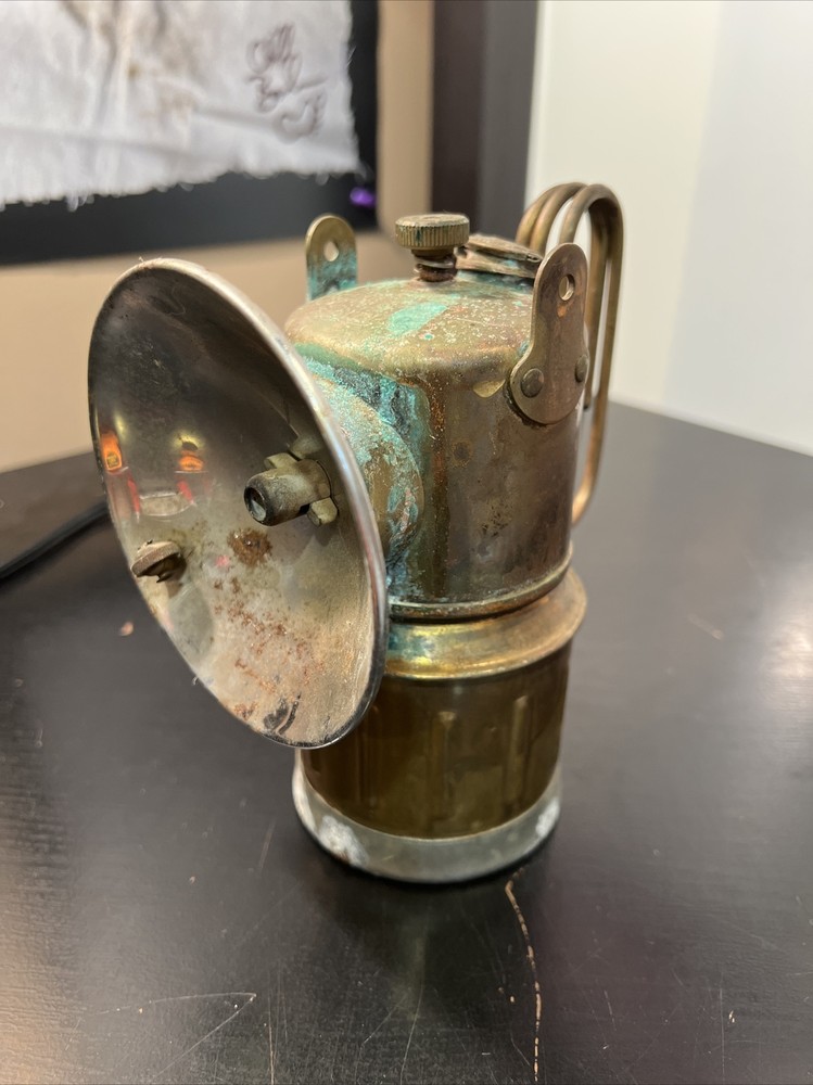 VINTAGE MINER JUSTRITE CARBIDE BRASS LAMP MINING LANTERN 4" REFLECTOR Untested