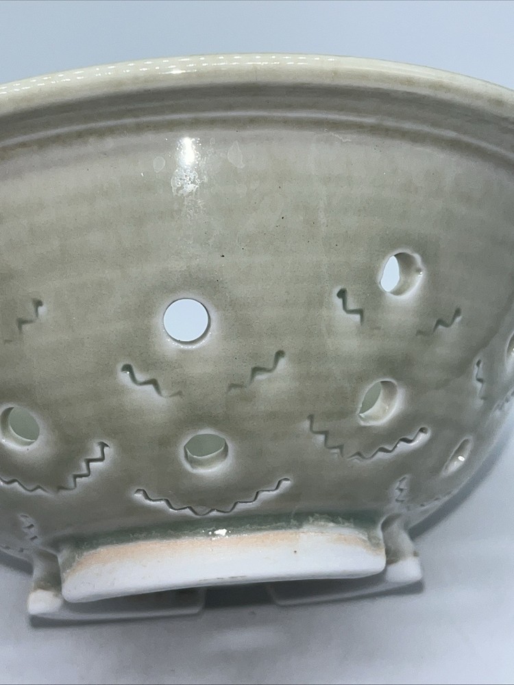 Studio Art Pottery Colander Berry Strainer 7” Celadon Green Signed