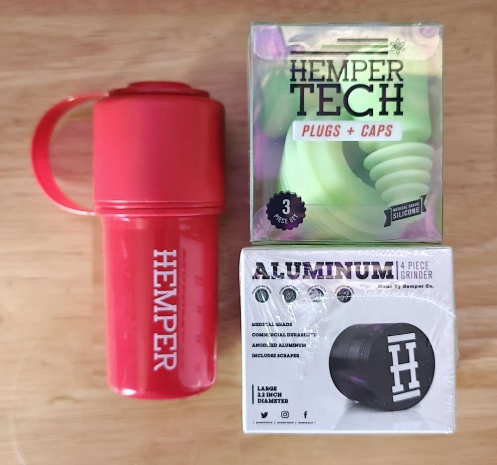 Hemper Gift Pack Grinder Storage Cleaning Plugs