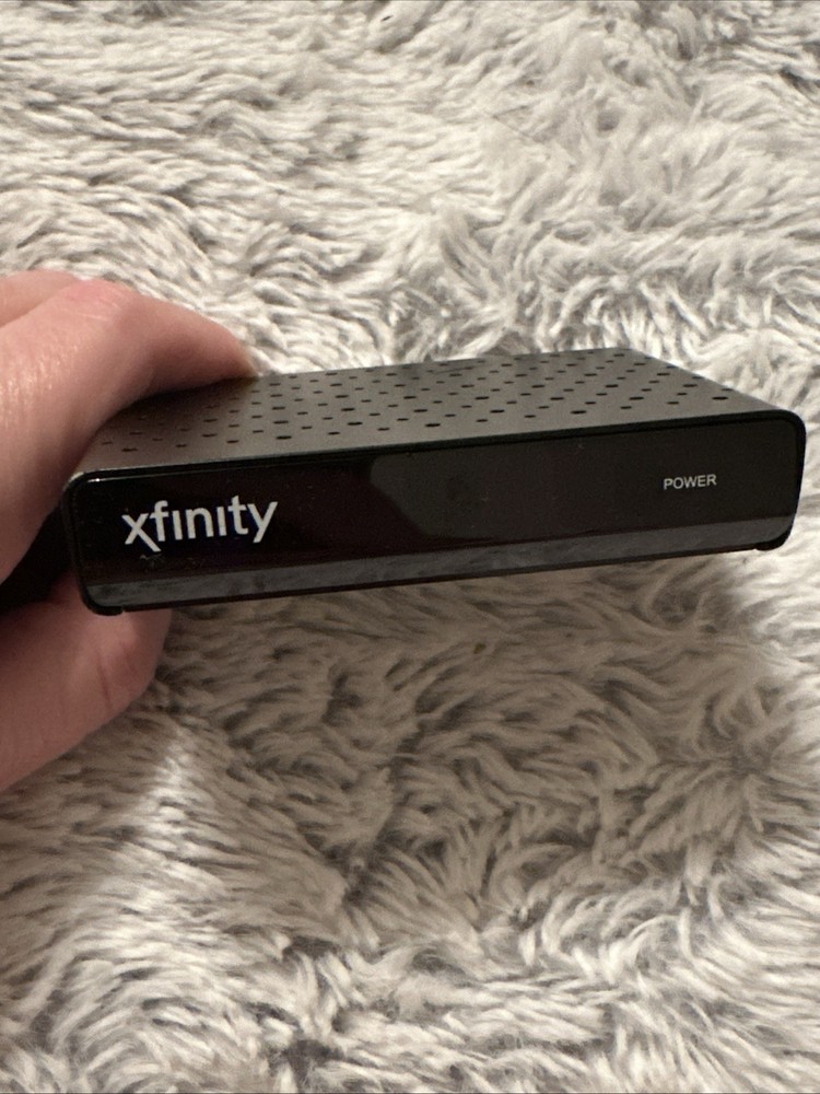 Xfinity Digital Transport Adapter DCI105COM1 NO AC Adapter