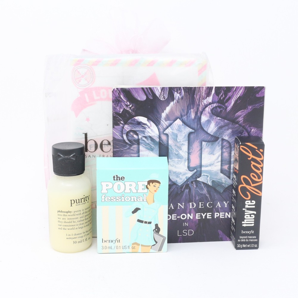Macy's Gift Bag Set 5 Piece Set/New