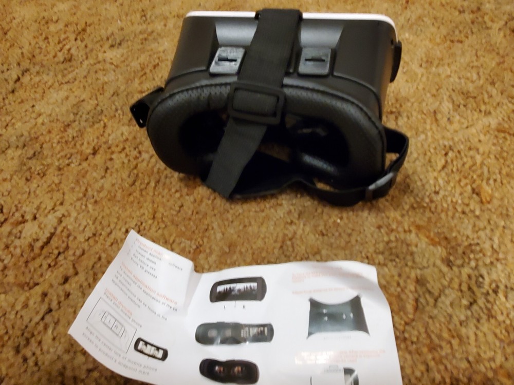 Virtual Reality Headset for iPhone & Android