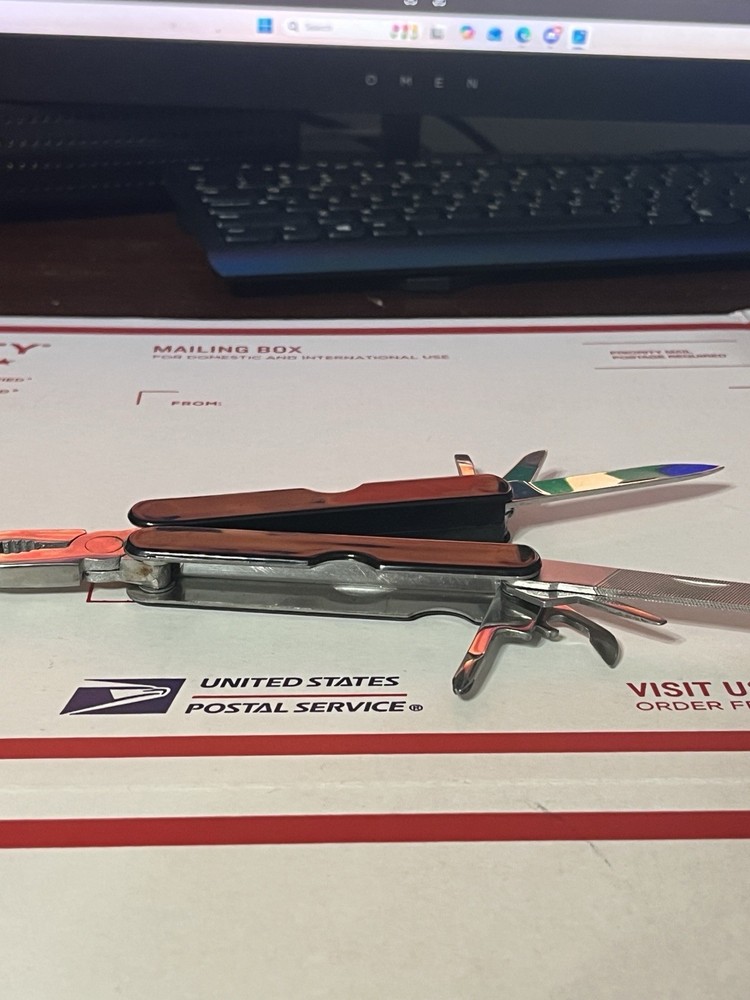 Brinkmann 6” Black Multi Tool Plier With Case