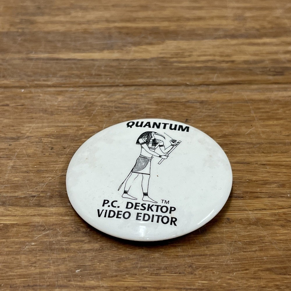 VINTAGE 1990s VIDEO EDIT EDITOR Quantum PC Desktop Advertising Nerd Pin Button