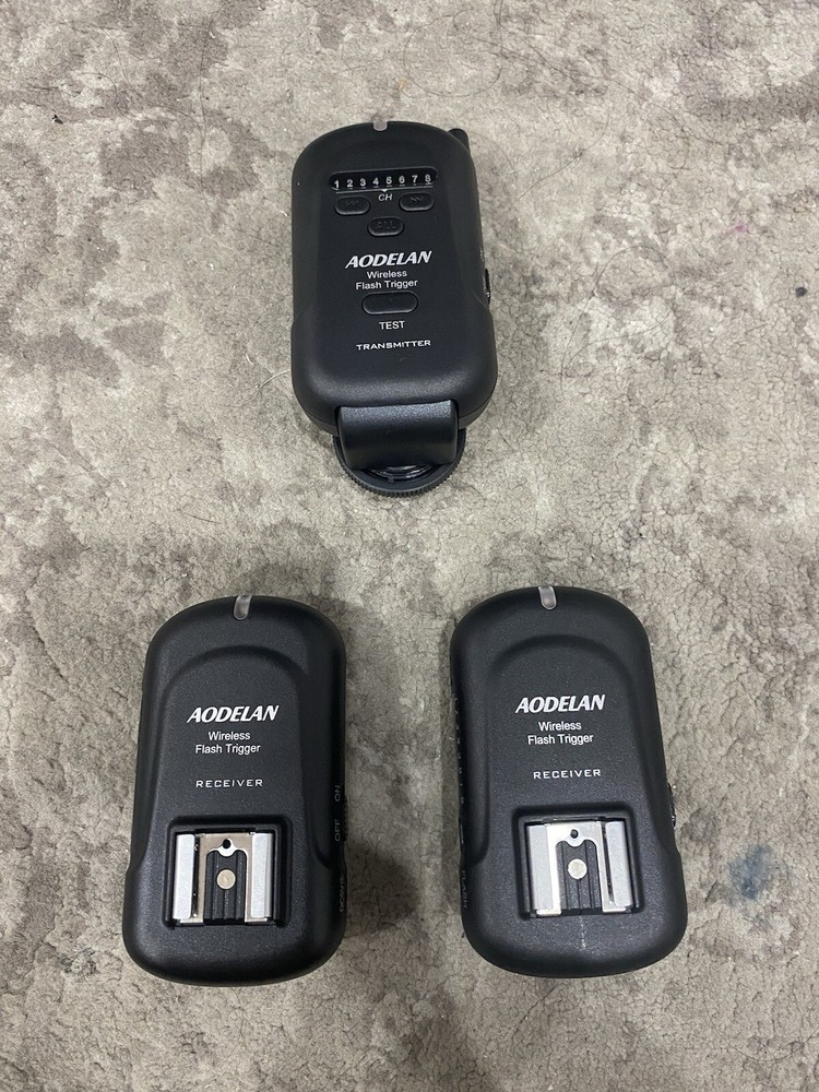 AODELAN Wireless Flash Trigger Transmitter and Receiver Set