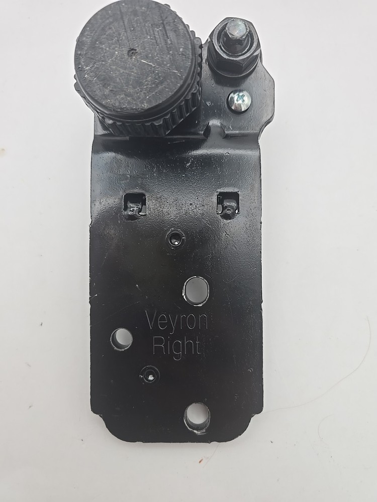 Lg HINGE ASSEMBLY LOWER VEYRON RIGHT Mbj 6226024
