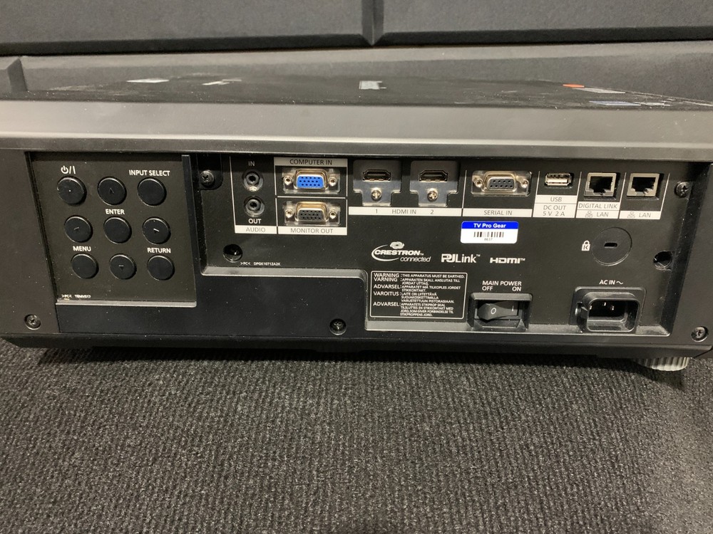Panasonic PT-FRQ50B U7 - Black