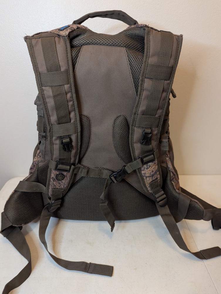 Game Winner Camouflage Backpack -Good Condition - Tons of pockets!