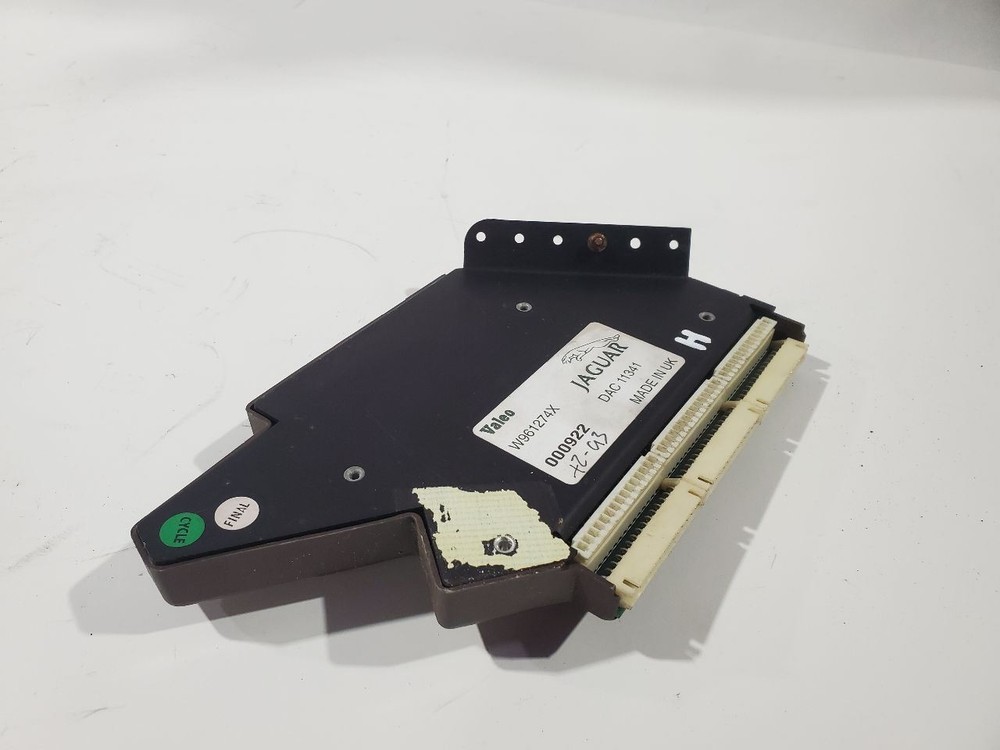 1994 1995 1996 Jaguar XJS OEM AC Control Unit Module dac11341