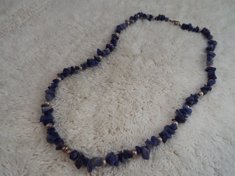 Blue Sodalite Stone Necklace (F40)