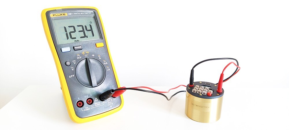 Pocket High Accuracy Programmable Resistance Box