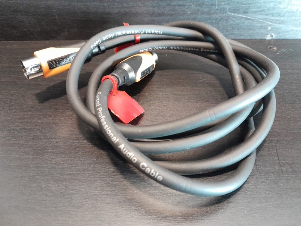 MIDI Solutions MultiVoltages THRU 1-in /2-out MIDI Through Box + BUNDLE *READ"