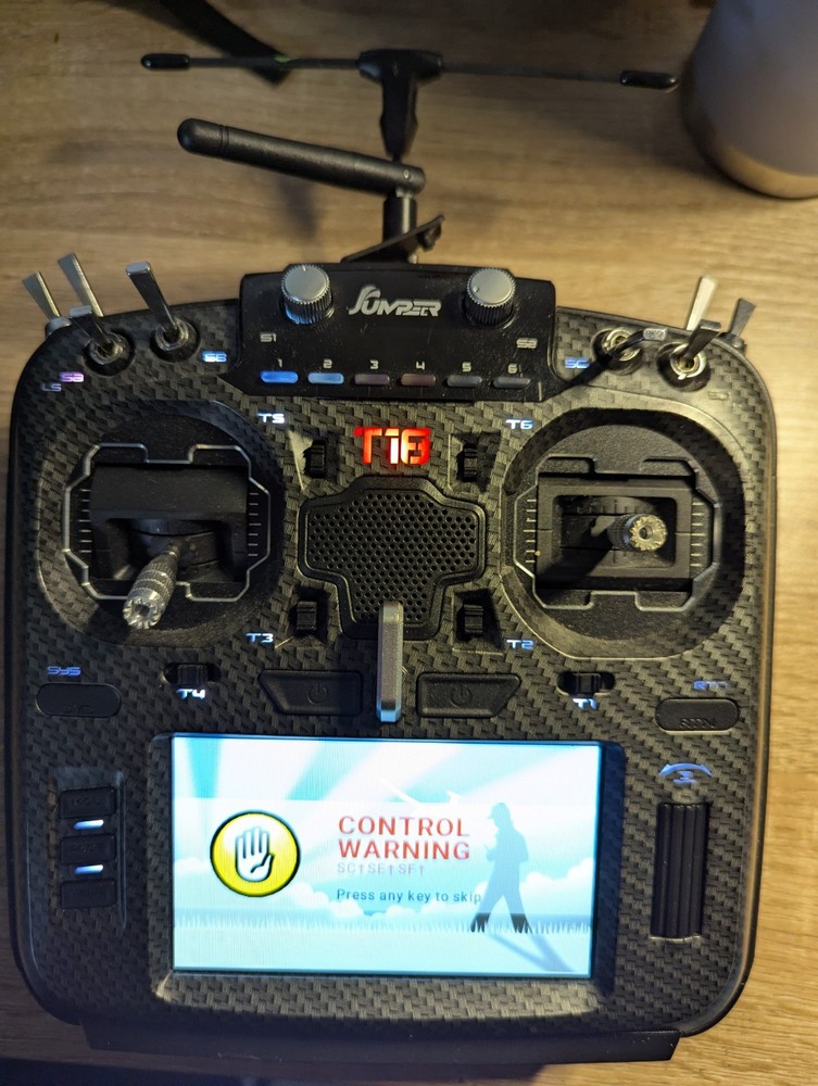 Jumper T18 Console Transmitter 2.4GHz with TBS Crossfire Module