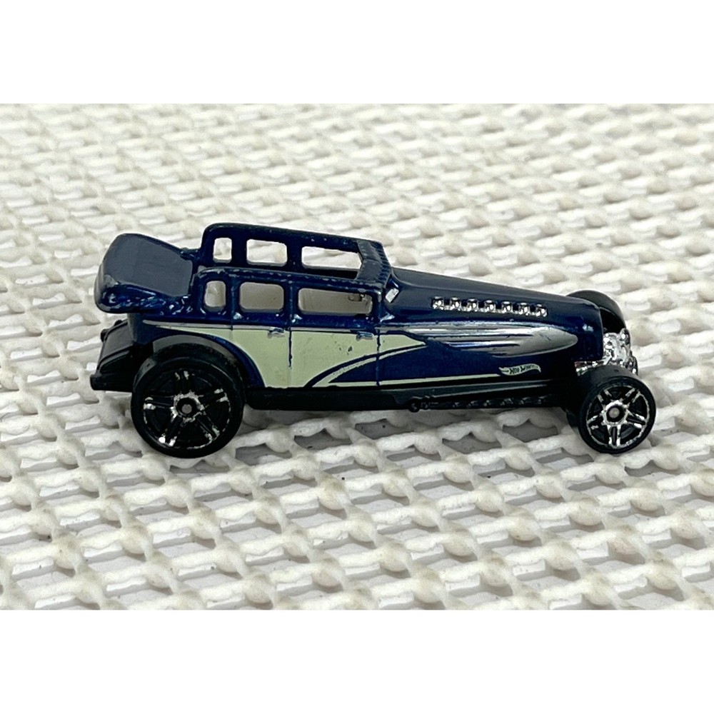 2014 Hot Wheels Great Gatspeed Blue Diecast