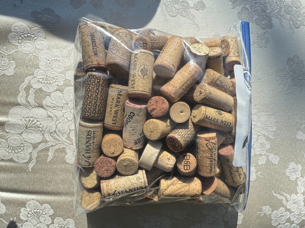 Natural Used Assorted Wine Corks - Approximate quantity 120