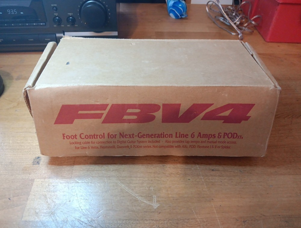 LINE 6 FBV4 FB4 Footswitch Controller Pedal Open Box