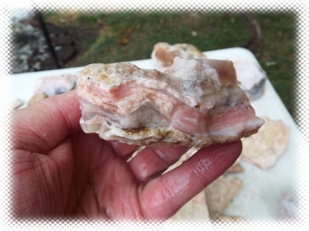 1 lb Lots - 100% NATURAL PERUVIAN PERU PINK OPAL ROUGH SOME with BLACK DENDRITE