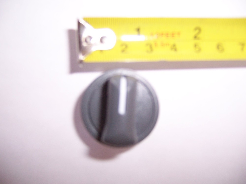 GM 16182108 AUX HVAC Blower Control Knob