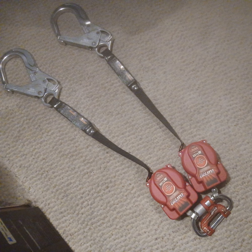 Miller turbolite G2 Fall Protection System