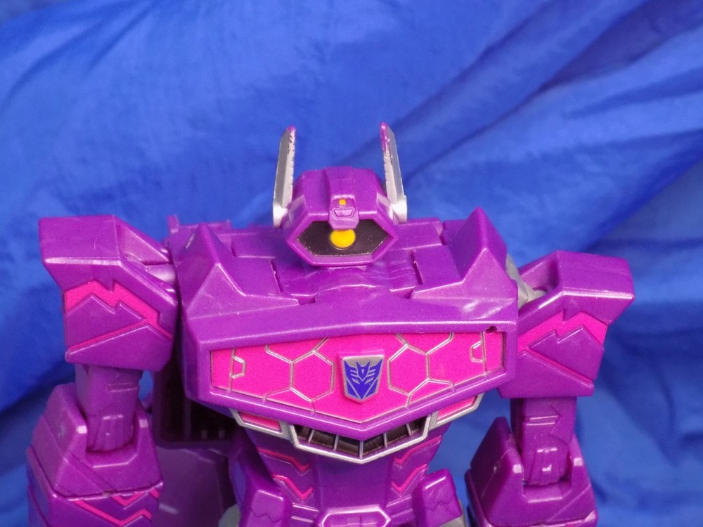 TRANSFORMERS CYBERVERSE Warrior Class WAVE CANNON SHOCKWAVE Complete Hasbro