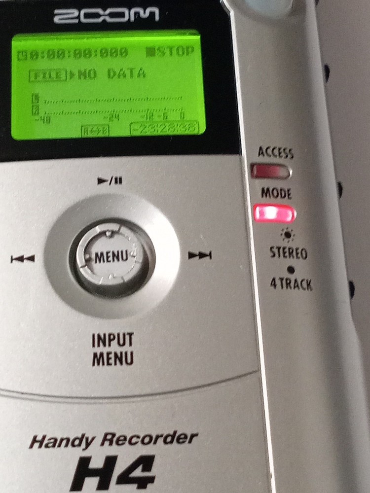 Zoom H4 Handy Digital Recorder + power adapter case memory .