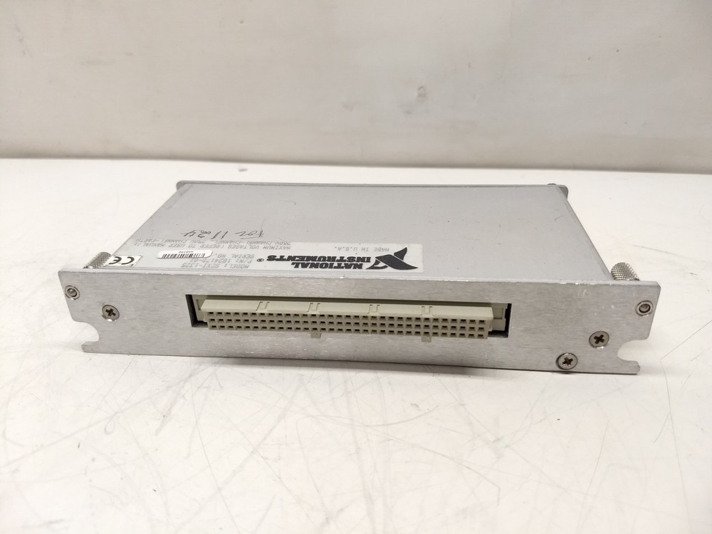 National Instruments SCXI-1325 Terminal Block